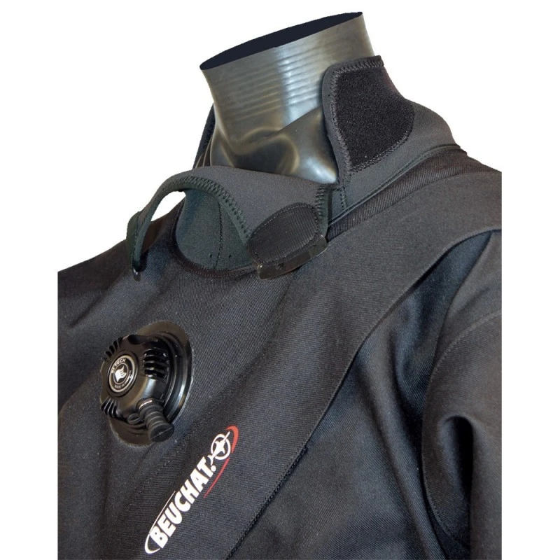 BEUCHAT ABYSS DRY Trockenanzug Aus Trilaminat Mit Kopfhaube 4 BEUCHAT ABYSS DRY Trockenanzug Aus Trilaminat Mit Kopfhaube – Bild 4